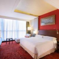 Executive Suite, Executive lounge access, 1 King, City view