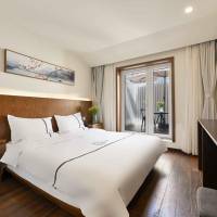 Sunshine Balcony Double Room