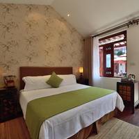Deluxe Courtyard View Room