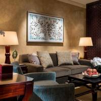 Ambassador King Suite