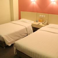 Economy Twin Room with no window and no star