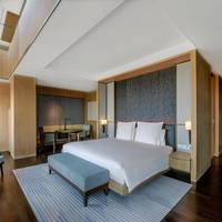 Penthouse Suite