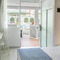 Double Room Terrace with Pool View