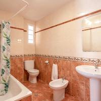 Standard Single Room with Shared Bathroom