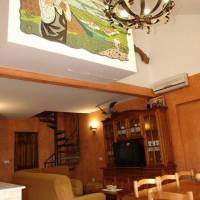 Cottage (10 Adults)