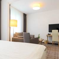 Deluxe Family Suite