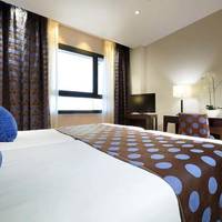 Room #9048451