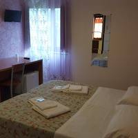 Two Connecting Double Rooms