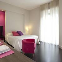 Deluxe Studio with Balcony