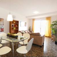 Three-Bedroom Apartment - Jesus de Medinacelli, 5