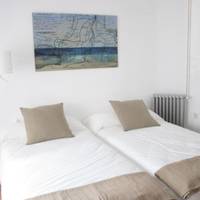 Superior Twin Room with Shared Bathroom