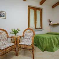 One-Bedroom Holiday Home