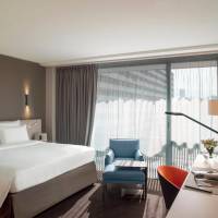 Classic King Room with Balcony and Garden View