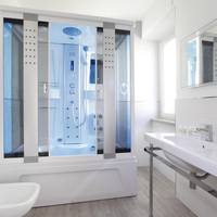 King Room with Spa Bath