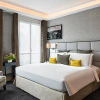 Deluxe King Suite