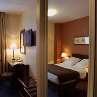 Executive Queen Room with Queen Bed
