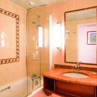 Double room single occupancy