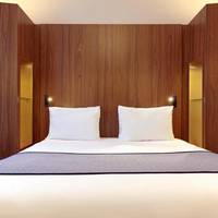 Deluxe King Room - Non-Smoking
