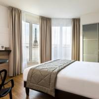 Deluxe Studio with Balcony and Eiffel Tower View