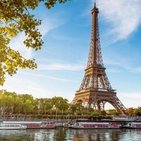 Superior Double Room with Seine River Boat Cruise Tour Included