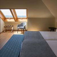 Standard Twin Room with Sea View