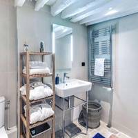Duplex Apartment Â with One Bedroom