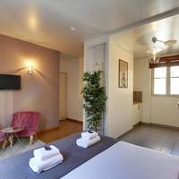 Deluxe Studio (2 adults)