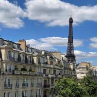Classic Double Room with Eiffel Tower View