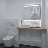 Deluxe King Room with City View