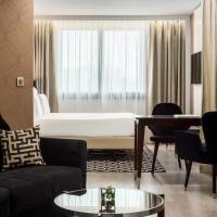 Prestige Triple Room with King Bed