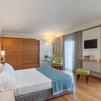 King Room Prestige with Lake View