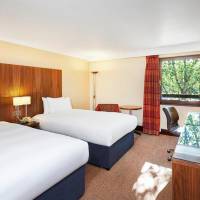 Twin Hilton Guestroom