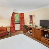 Queen Guest Room