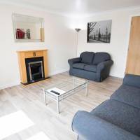 Two-Bedroom Apartment (Twin & Double Rooms)