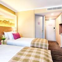 Room #4934678