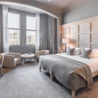Deluxe Double or Twin Room with City View