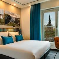 Double Room with View