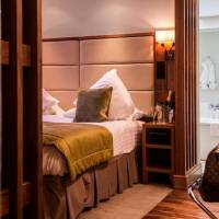 Suite with City View