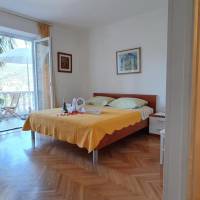 Four-Bedroom Apartment with Terrace