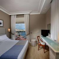 Queen Room with Sea View