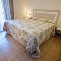 One-Bedroom Apartment with Sofa Bed