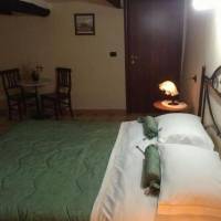 Single Room with Private Bathroom