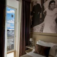Double or Twin Room with Partial Sea View