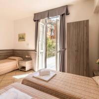 Triple Room with Terrace