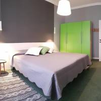 Superior One-Bedroom Apartment (3 Adults)