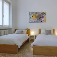 Large One-Bedroom Apartment (5 Adults) - Via Pola 19