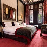Canal View Deluxe Triple Room with Spa Bath - Private House