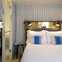 Classic Queen Room