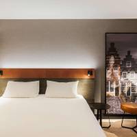 Executive Queen Room with Sofa Bed for two