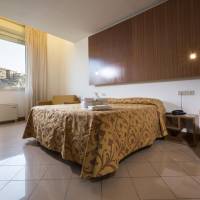 Superior Quadruple Room with City View